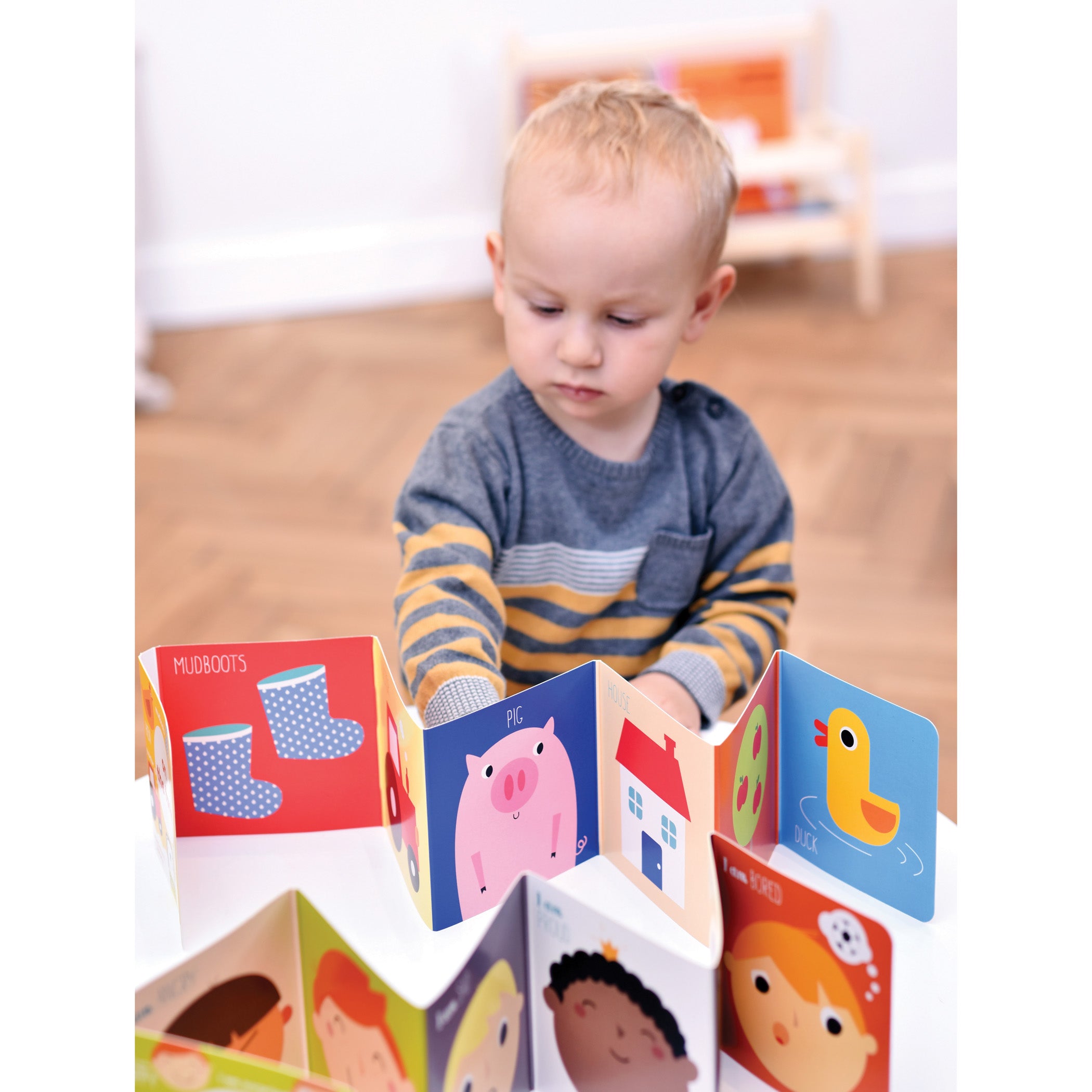 Alternative view of Banana Panda Little Explorers Library 4-Book Set