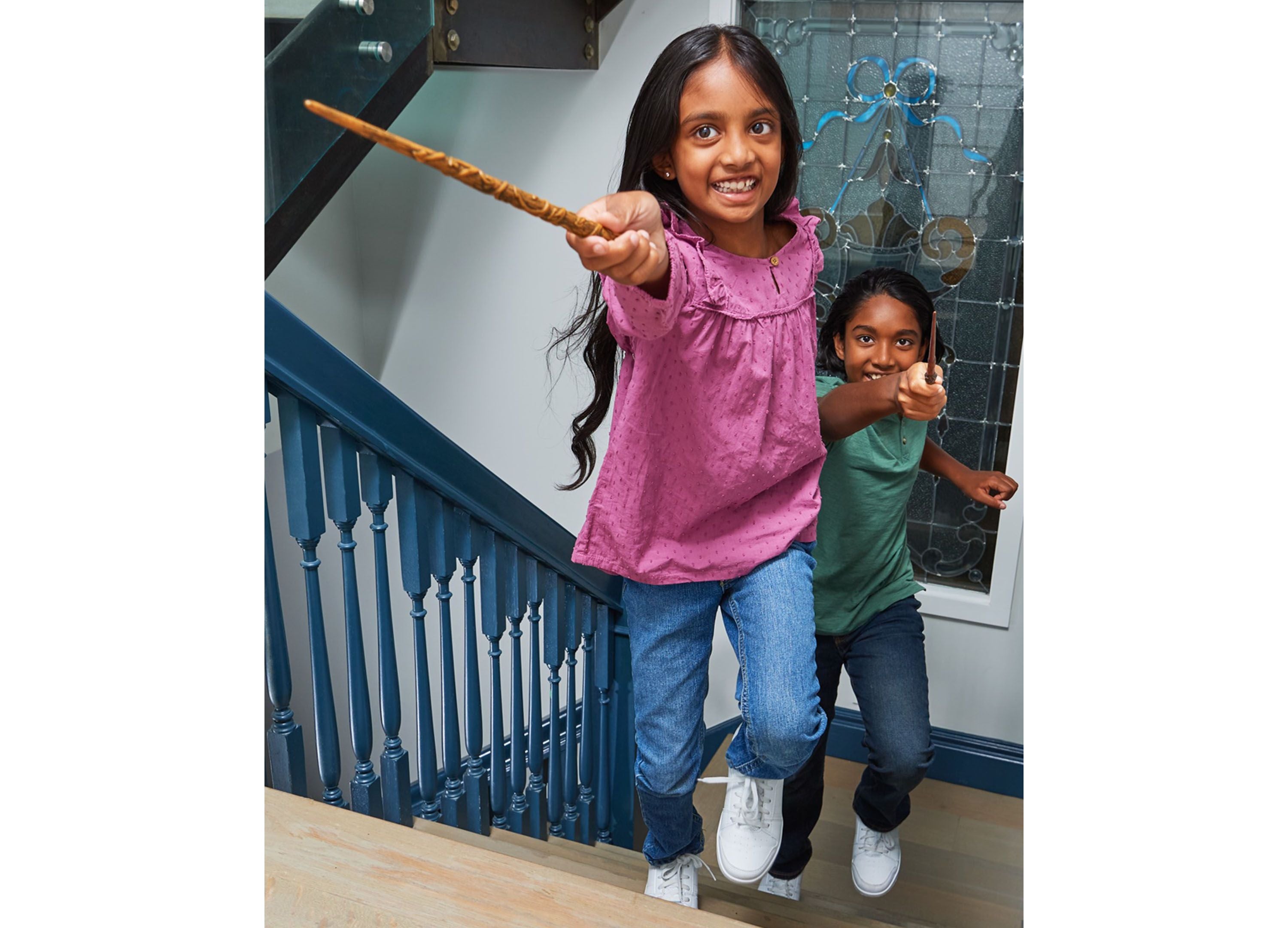 Spin Master Wizarding World 12-inch Spellbinding Wand - Hermione Granger - Image 6