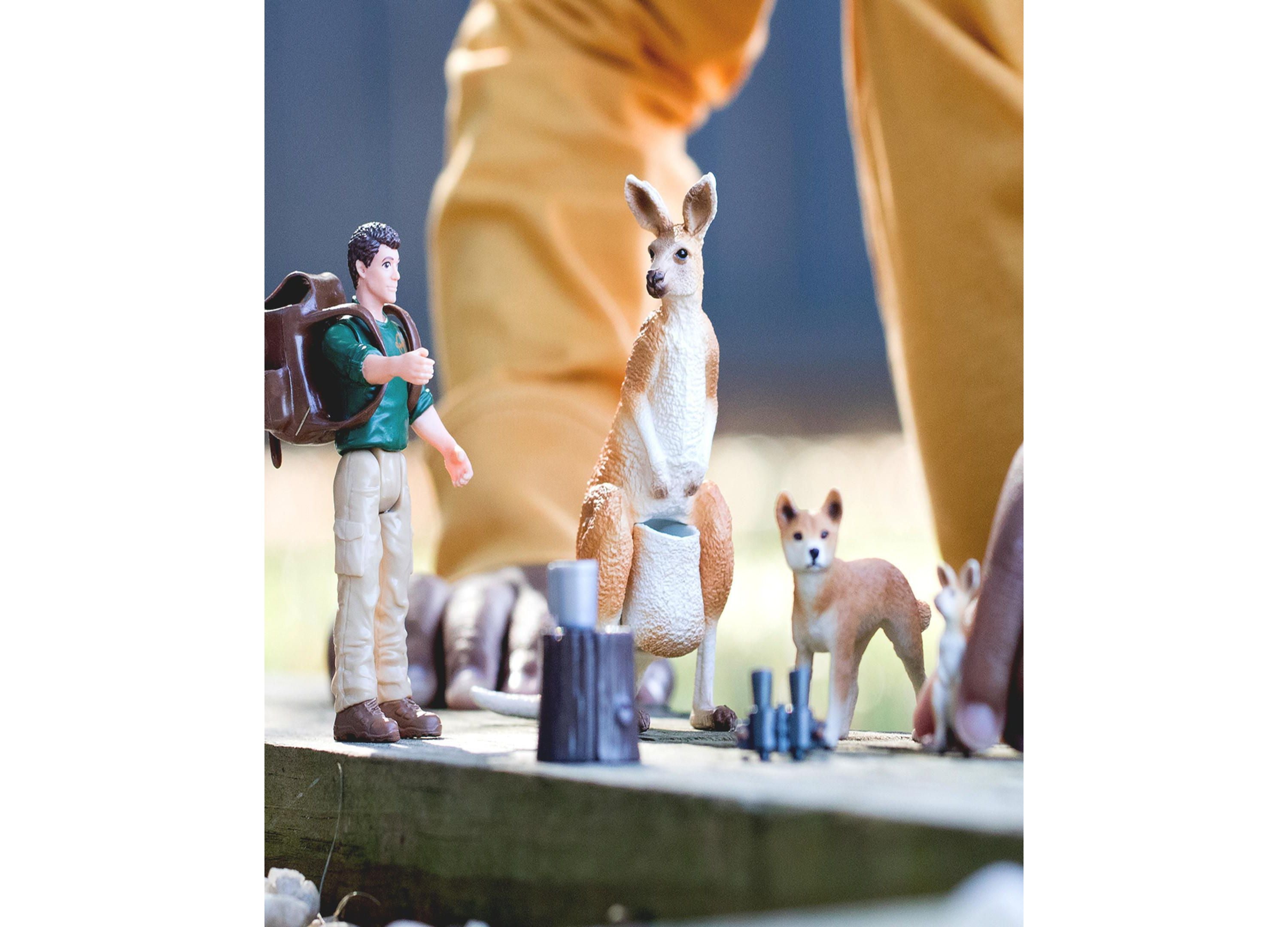 Alternative view of Schleich Wild Life: Outback Adventures 9-Piece Playset