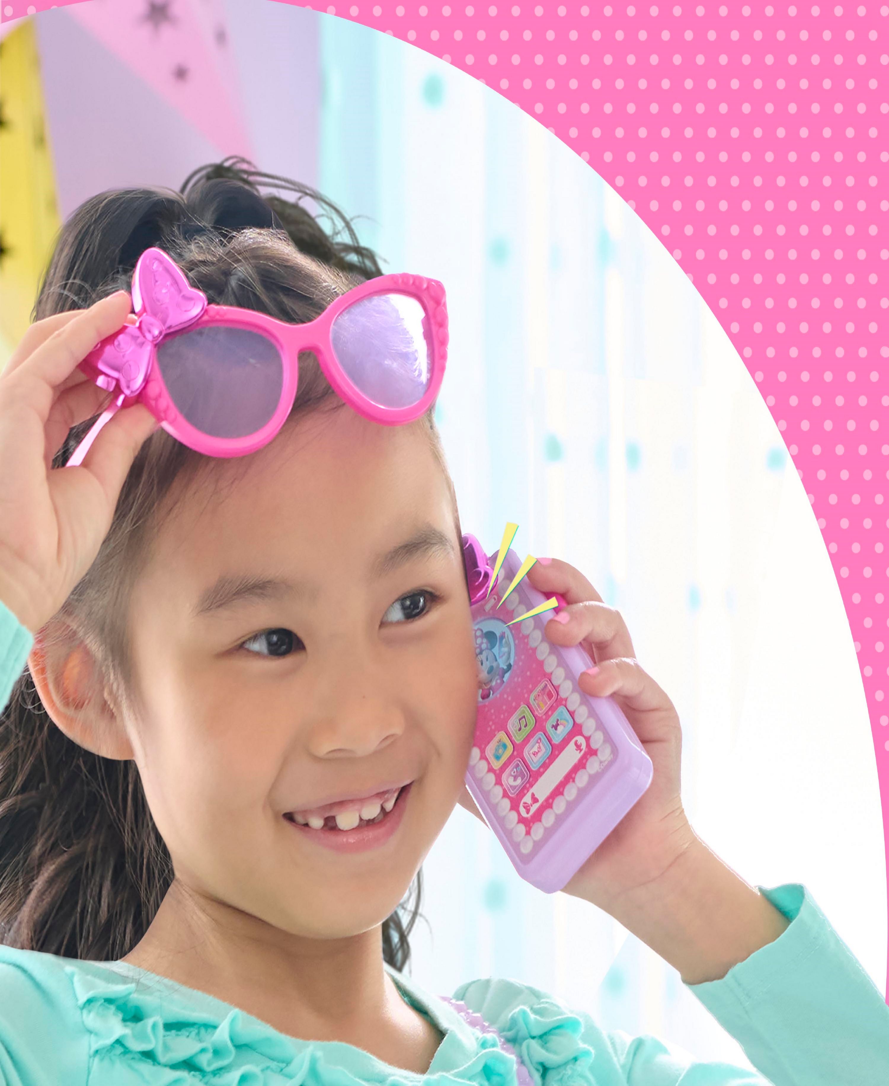 Alternative view of Disney Junior Minnie Mouse Bowfabulous Bag Set with Accessories