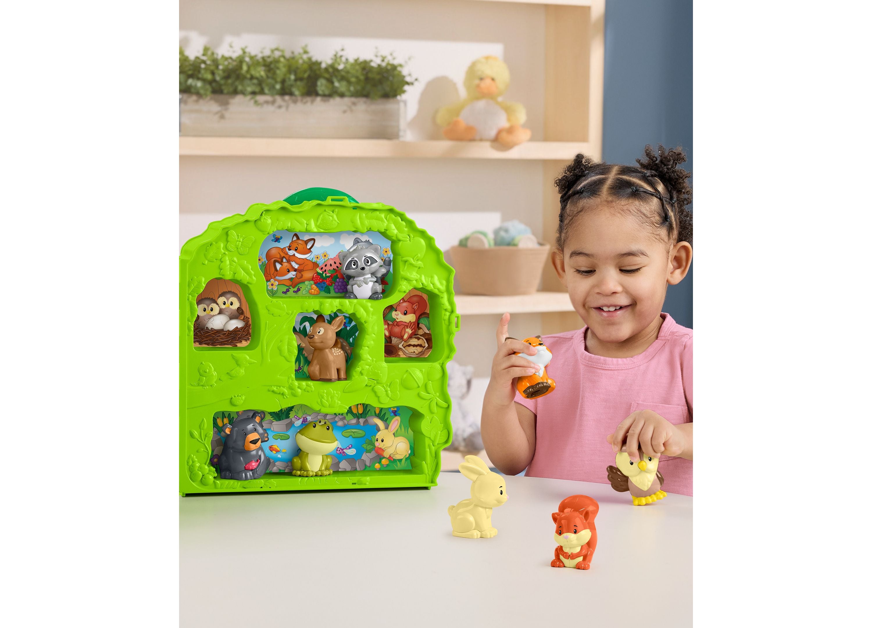 Forest Buddies Plush Animal Playset with Tree-Shaped Carry Case - Image 4