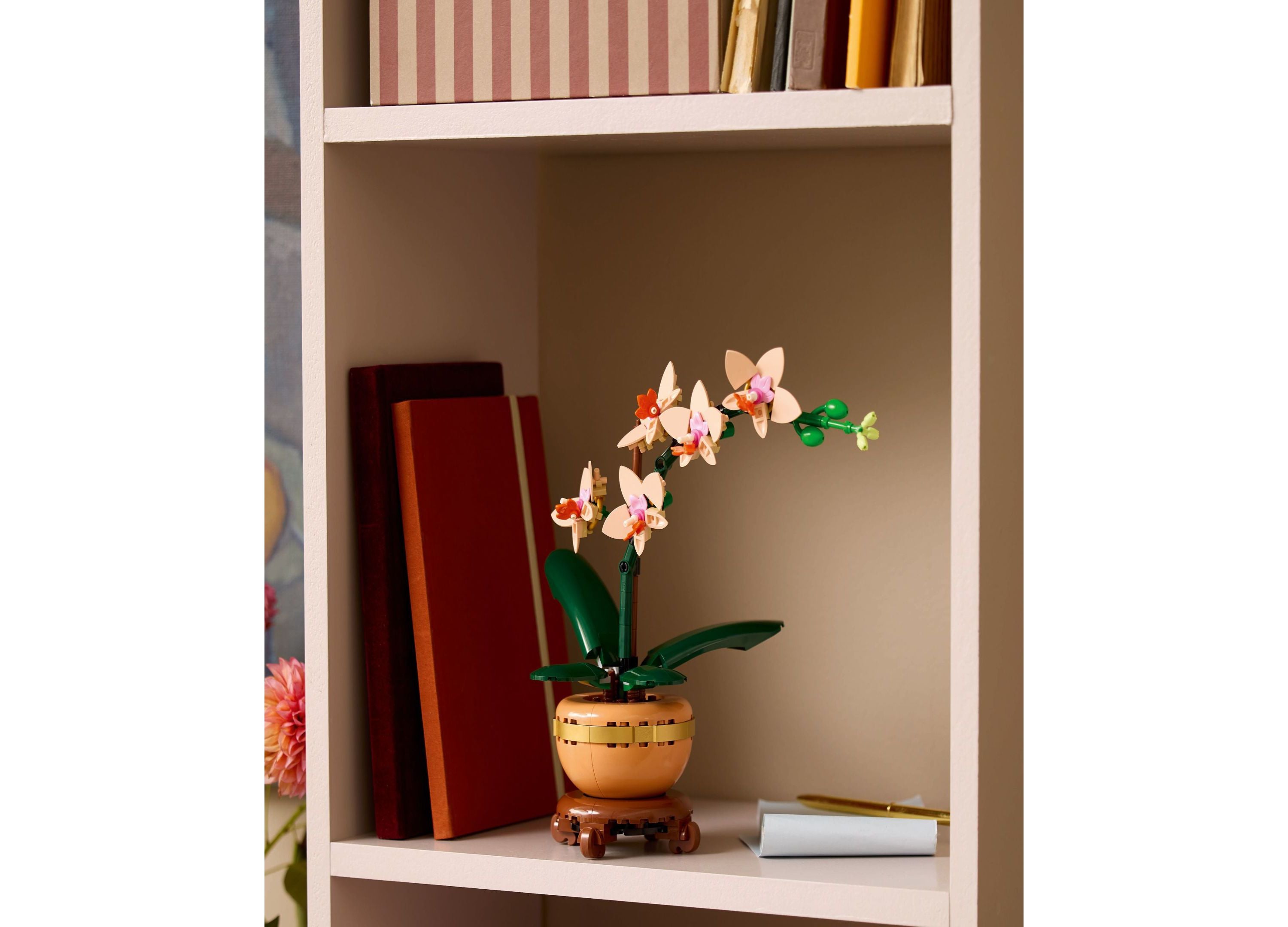 LEGO Botanical Collection Mini Orchid Display Set - 1034 - Image 5