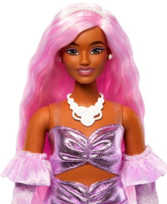 Barbie Deluxe Style Fashionista Doll Extravaganza - Image 3