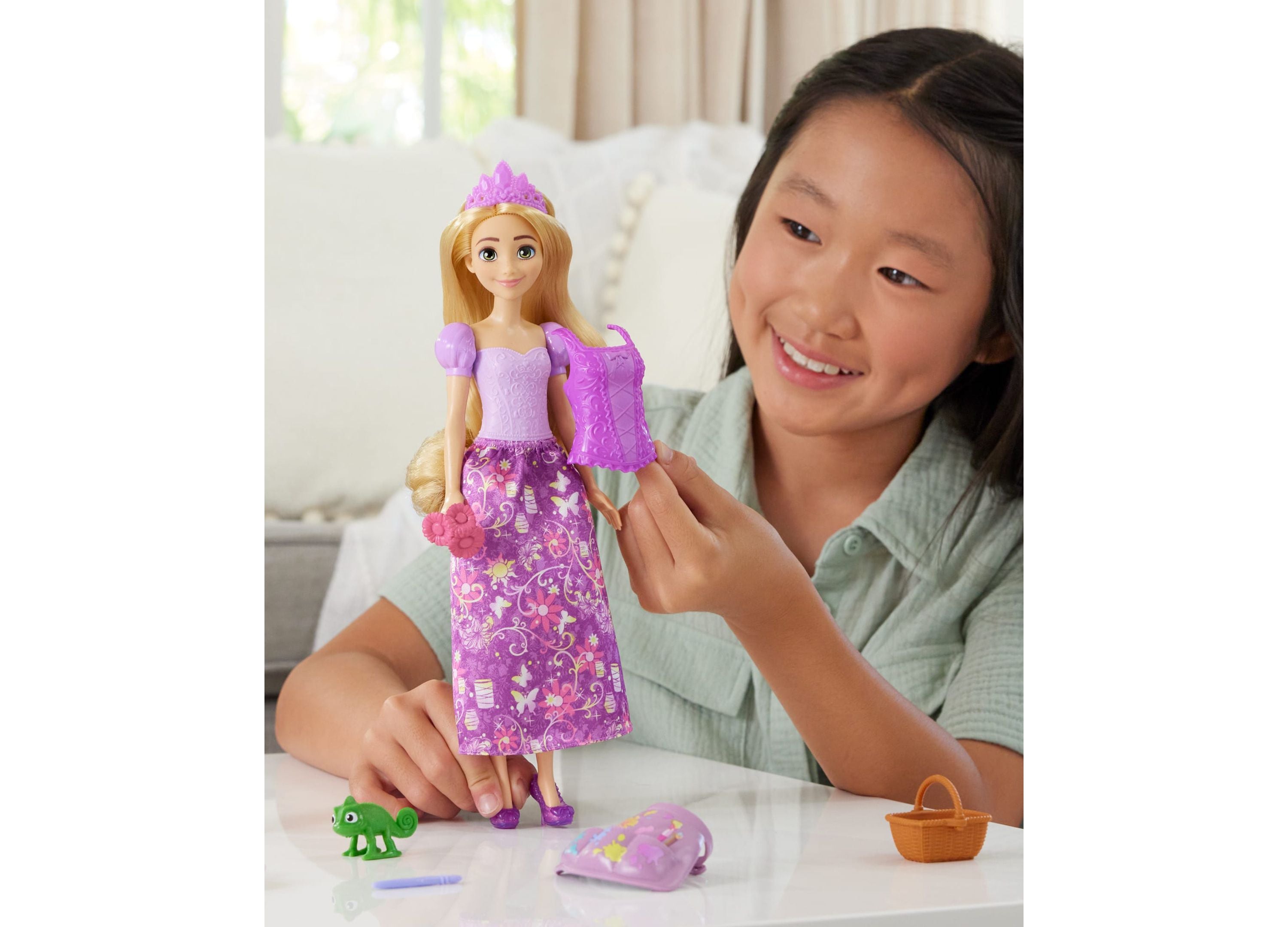 Disney Princess 2-in-1 Rapunzel Fashion Doll - Dual Adventure Outfits - Image 5