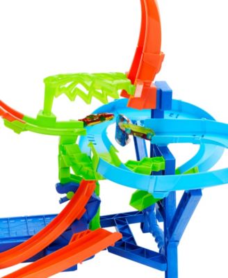 Hot Wheels Stunt Tracks Mid-Air Crash Playset with Die-Cast Car - Image 5