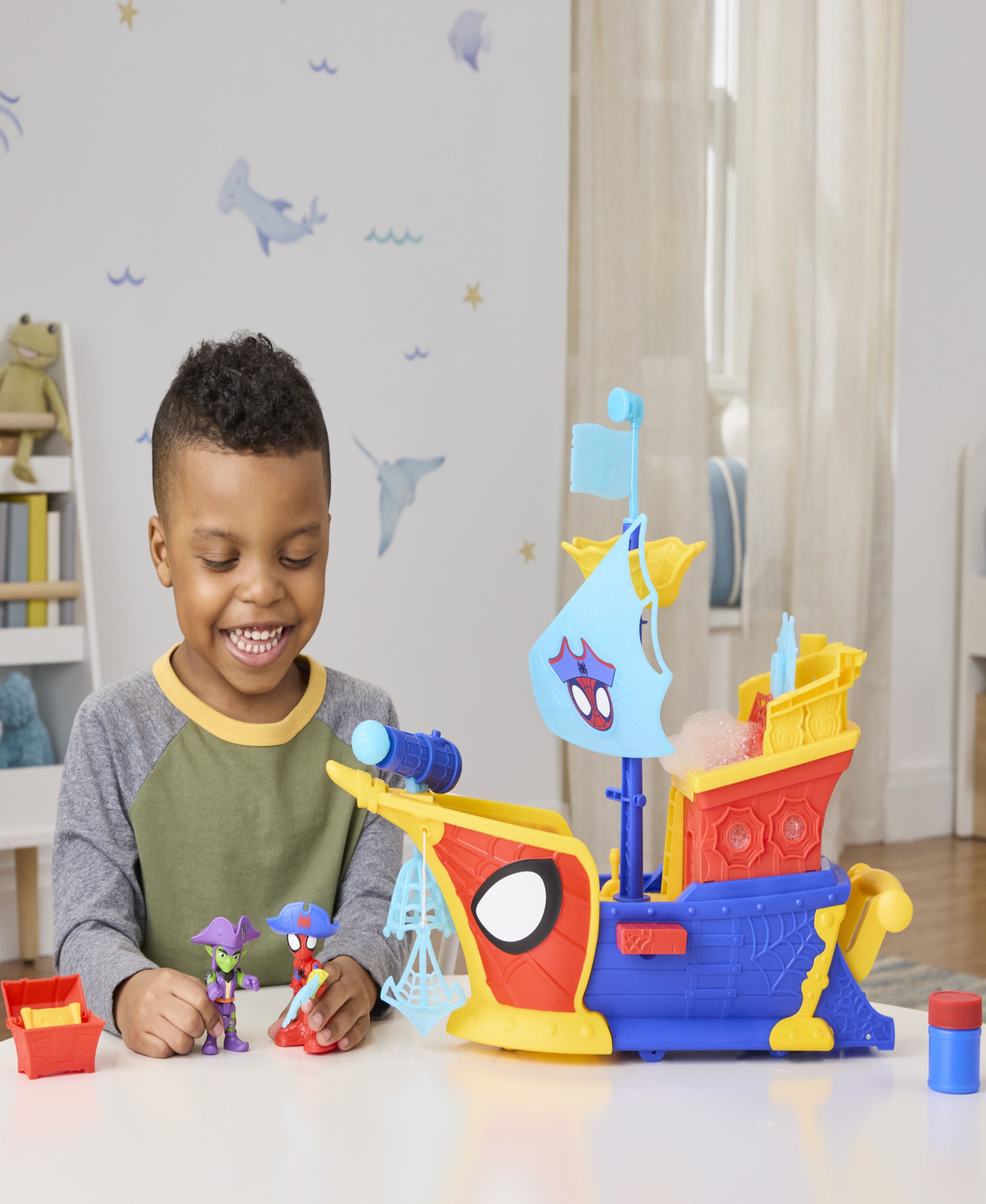 Alternative view of Marvel Spidey Water-Webs Ahoy Bubble Pirate Ship Playset