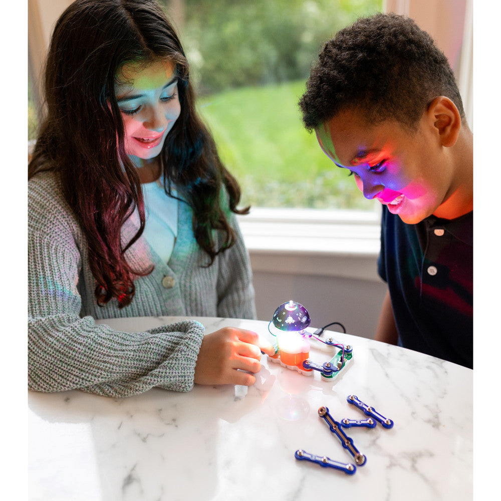 Alternative view of Snap Circuits Nite Lite - DIY Night Light Kit - STEM Educational Toy for Kids 5+