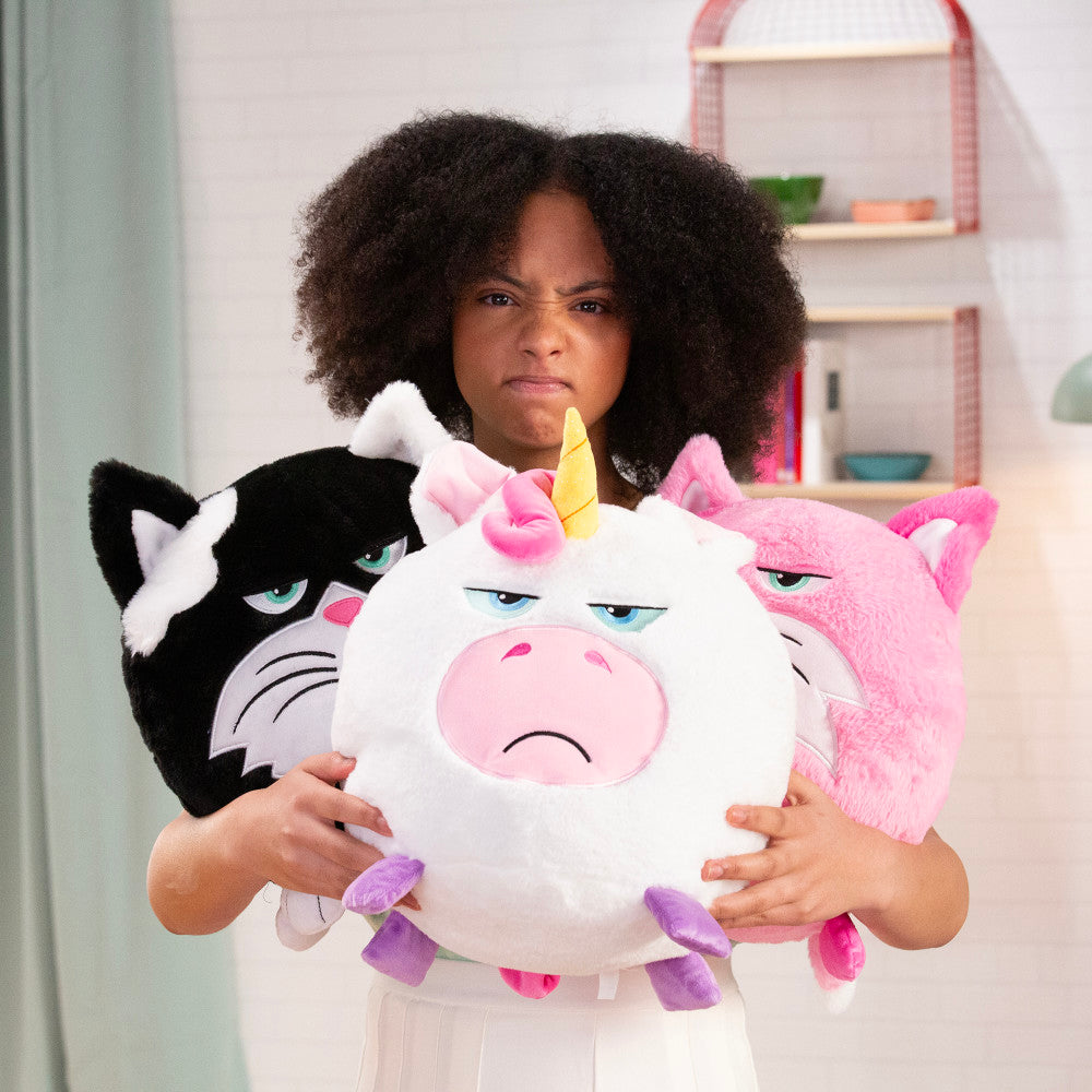 Hangry Petz Bella Black Cat 12 Inch Talking Plush - Image 6