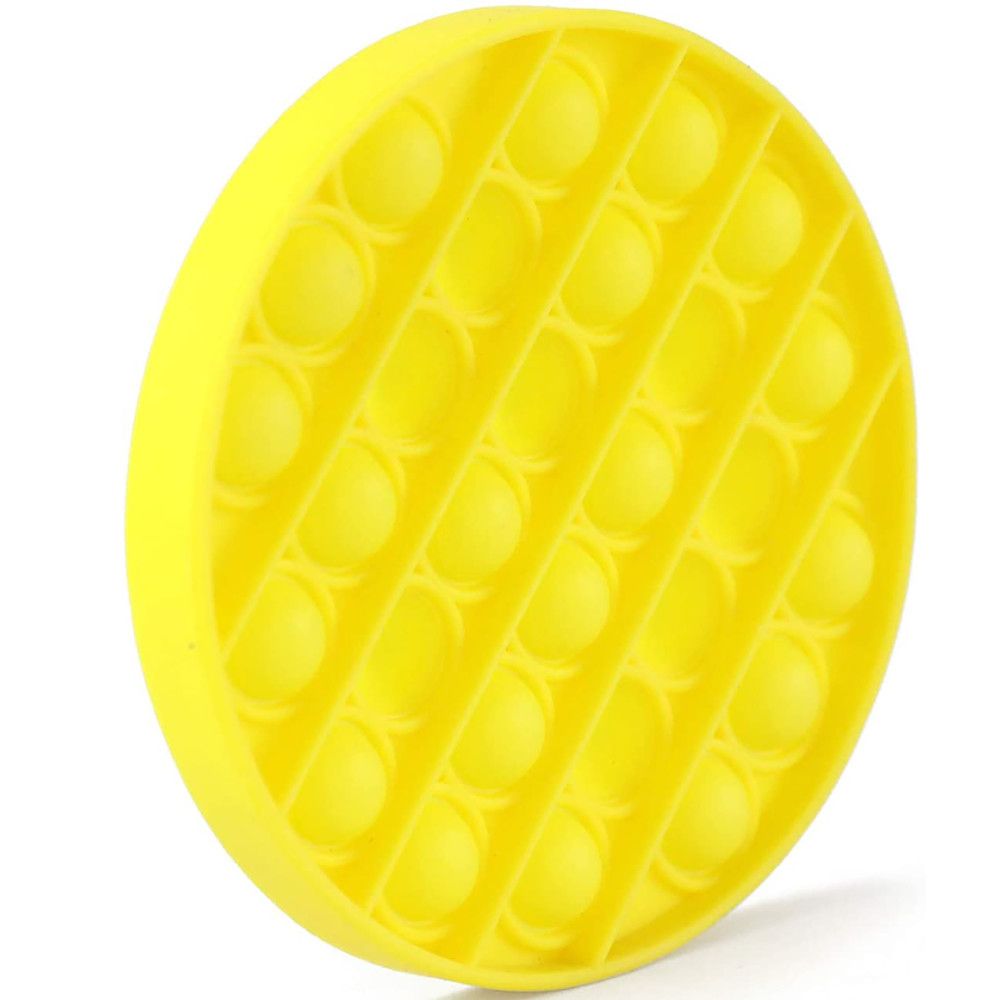 Alternative view of FoxMind Games Last One Lost Portable Strategy Game, Yellow