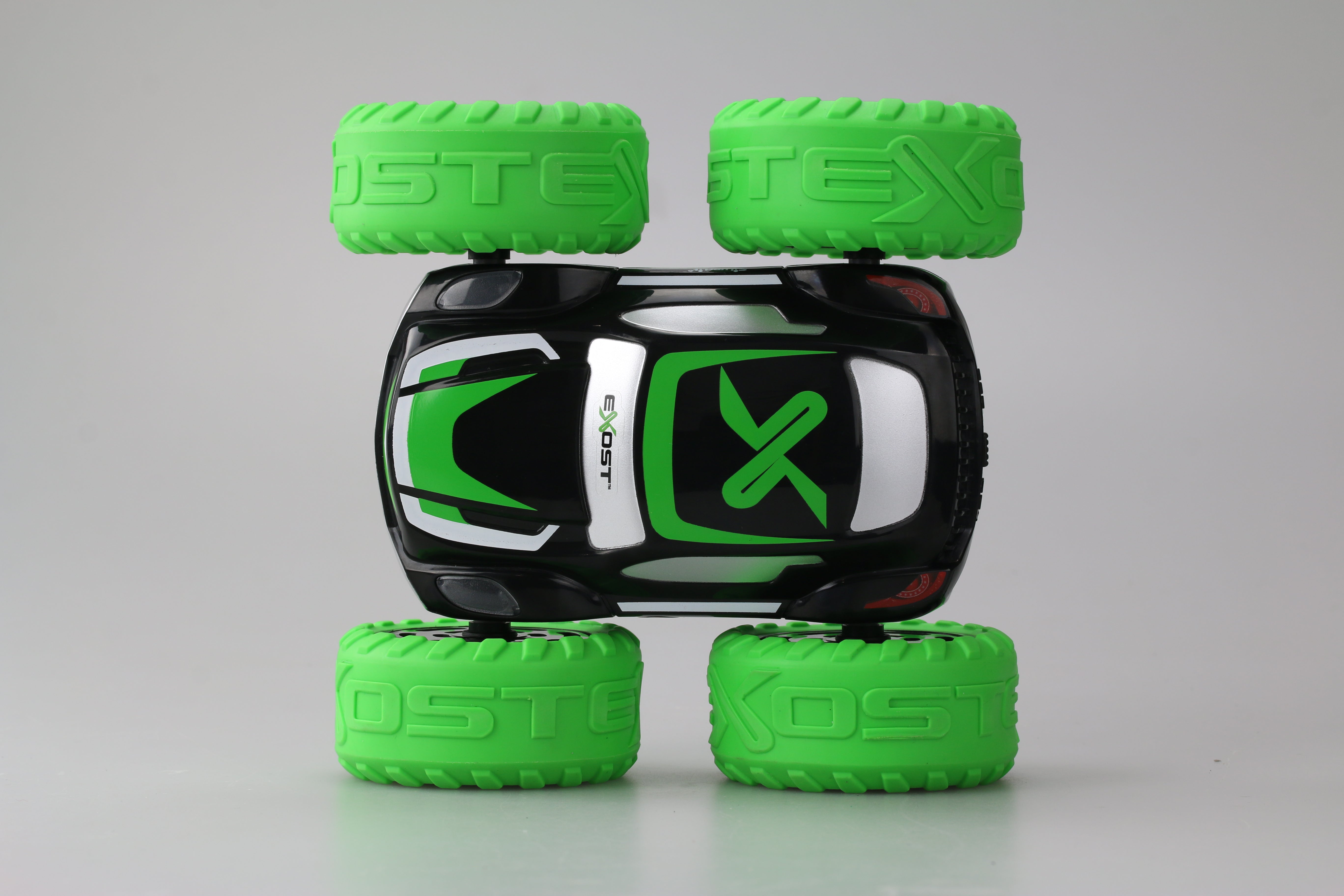 Alternative view of EXOST 360 CROSS II - 1:18 Scale Radio Control Car - Green