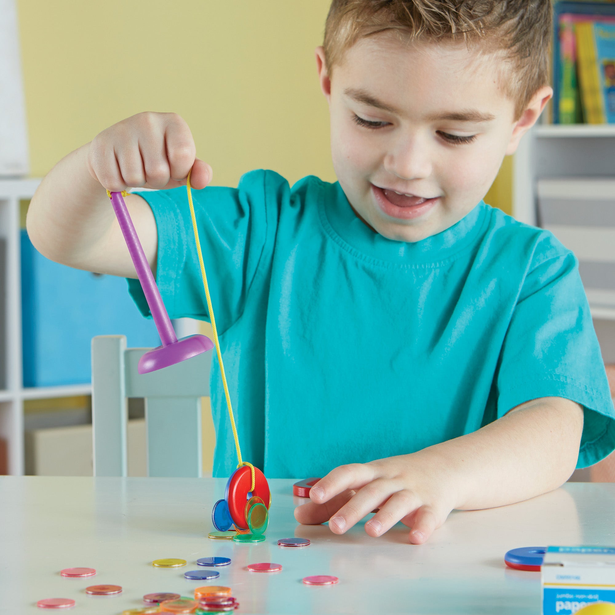 Learning Resources STEM Starters Magnet Movers - Magnetic Discovery Kit - Image 4