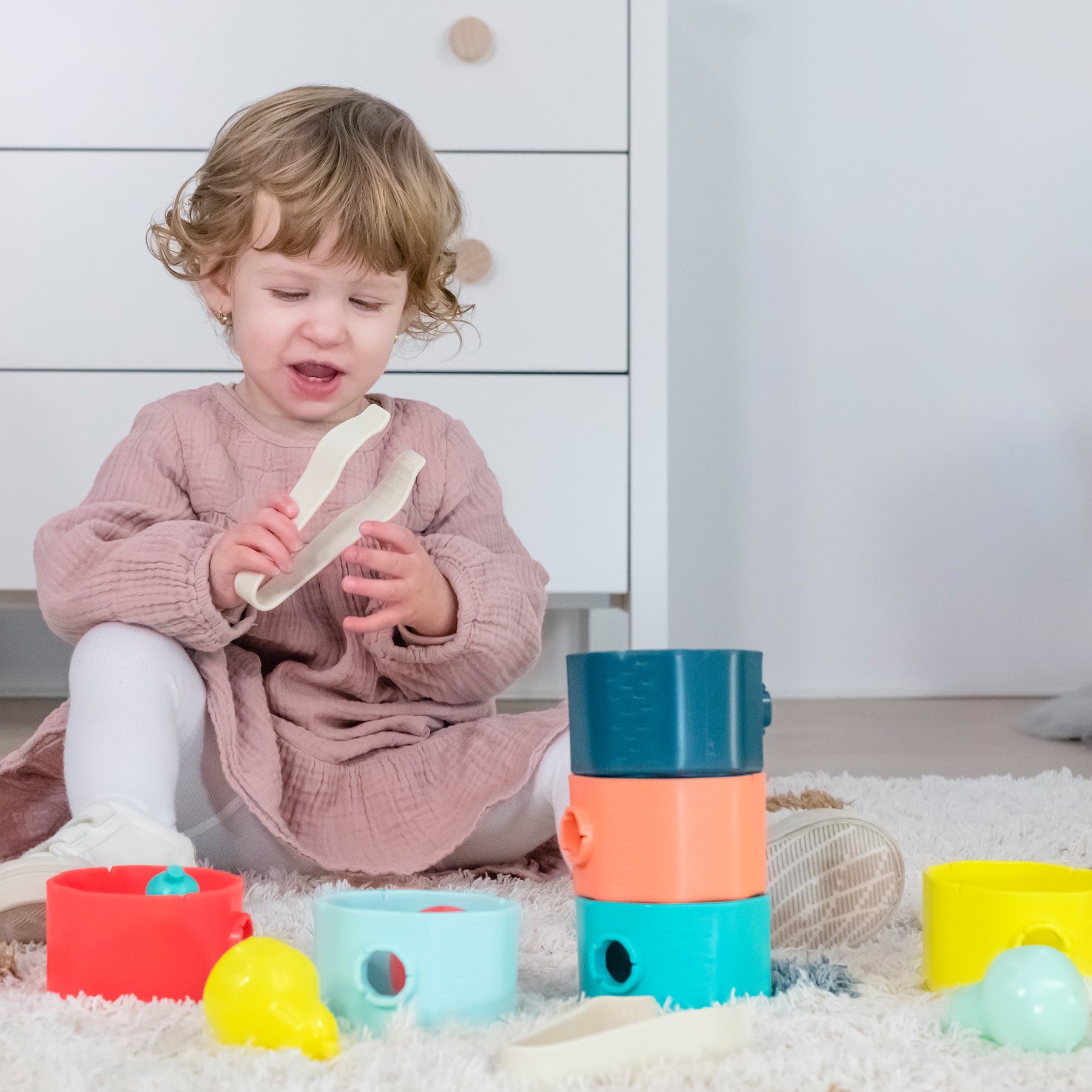 Miniland Feel to Learn: Sorting Tree Trunks - Color-Sorting Eco Game - Image 4