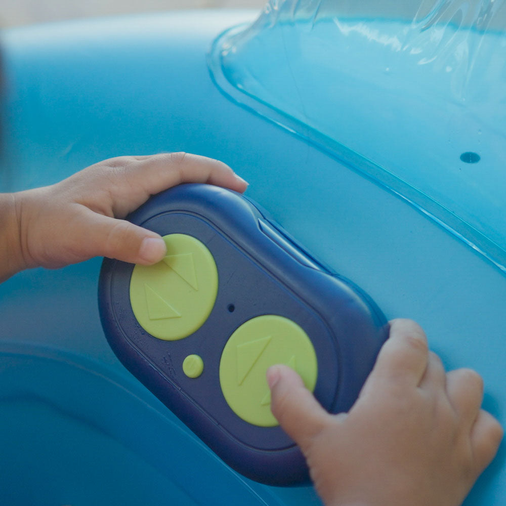 PoolCandy Splash Runner - Remote Controlled Motorized Baby Boat - Image 3