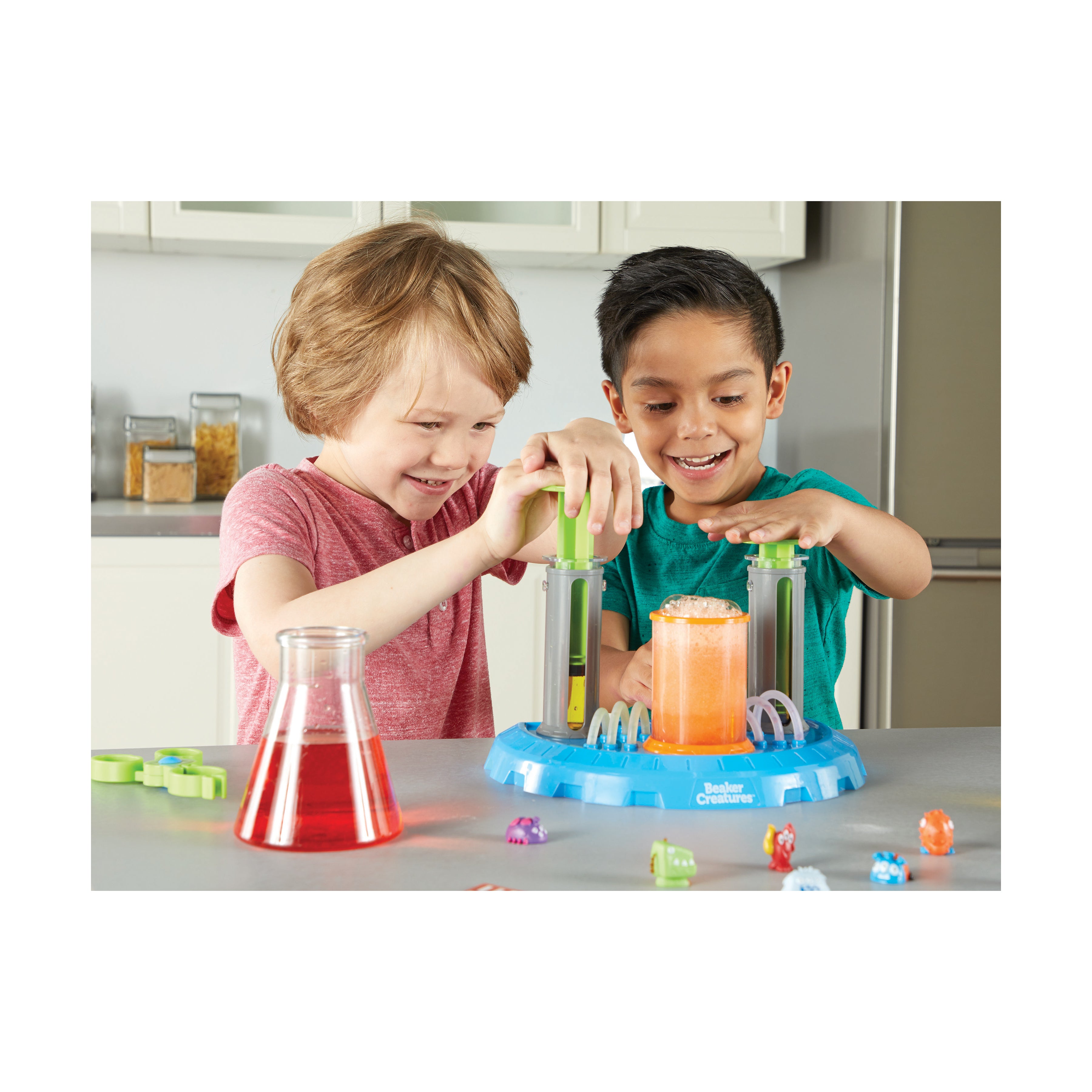 Beaker Creatures Liquid Reactor Super Lab Science Kit - Image 3